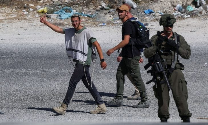 صحيفة يديعوت احرنوت: الجيش الإسرائيلي فقد السيطرة على المستوطنين في الضفة