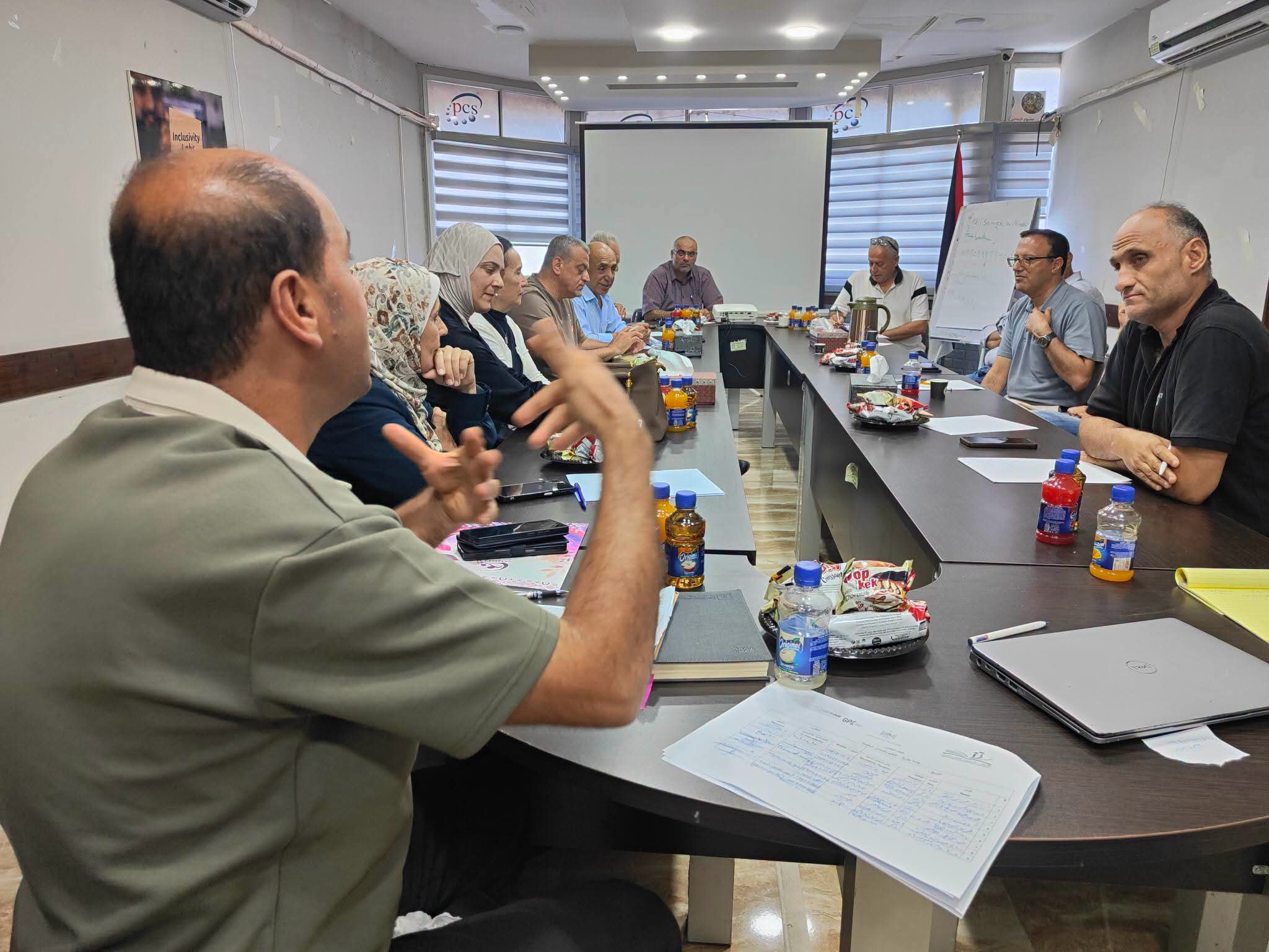 الإئتلاف التربوي الفلسطيني يعقد طاولة مستديرة في جنين حول مصادر التعليم المفتوحة