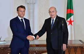 الرئاسة الجزائرية: تبون وماكرون يبحثان "التوترات" بين البلدين 