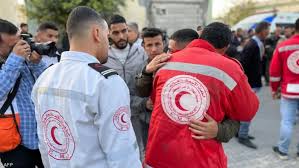 الصليب الاجمر:  في  كل مرة يُقتل فيها مسعف يُقطع عن المدنيين شريان حياة