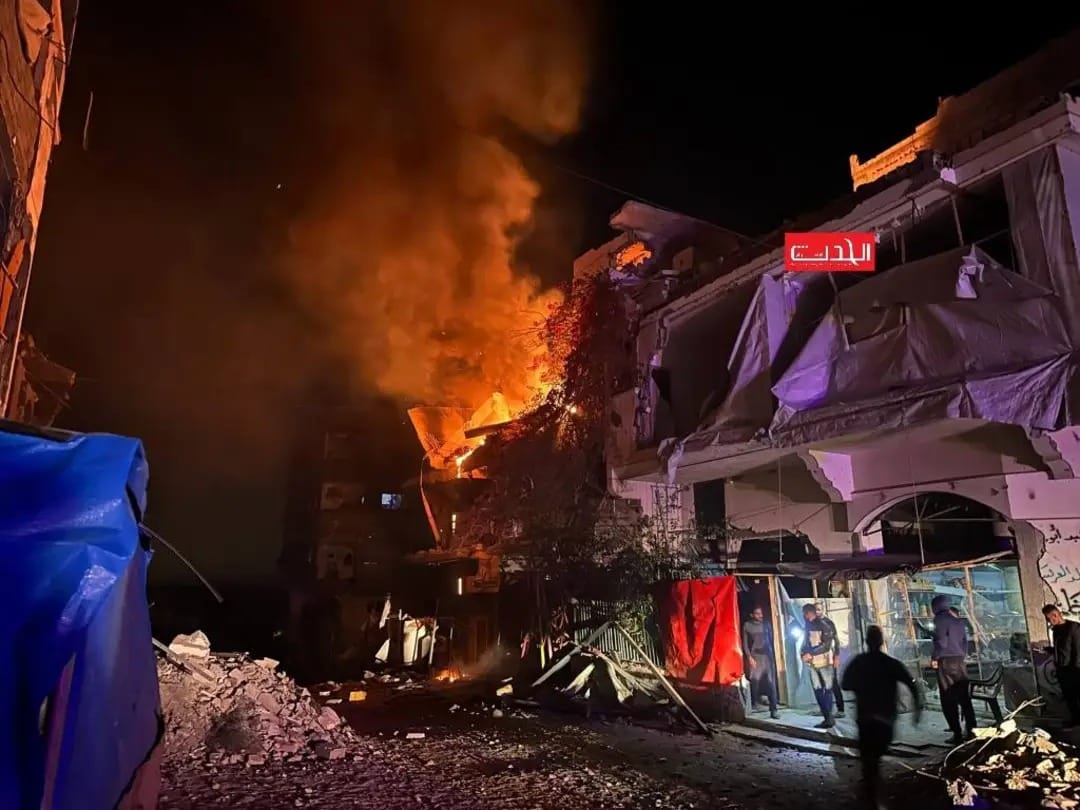 هآرتس: ما يرتكبه الجيش  في غزة "جريمة حرب جماعية"