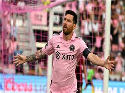 ميسي يقترب من تمديد عقده مع إنتر ميامي الاميركي