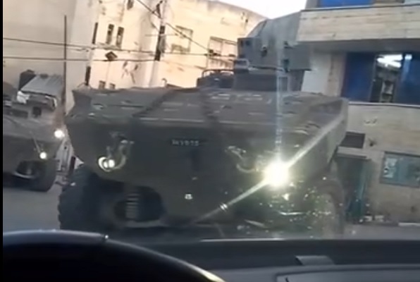 الاحتلال يداهم منازل في الحي الشرقي بجنين