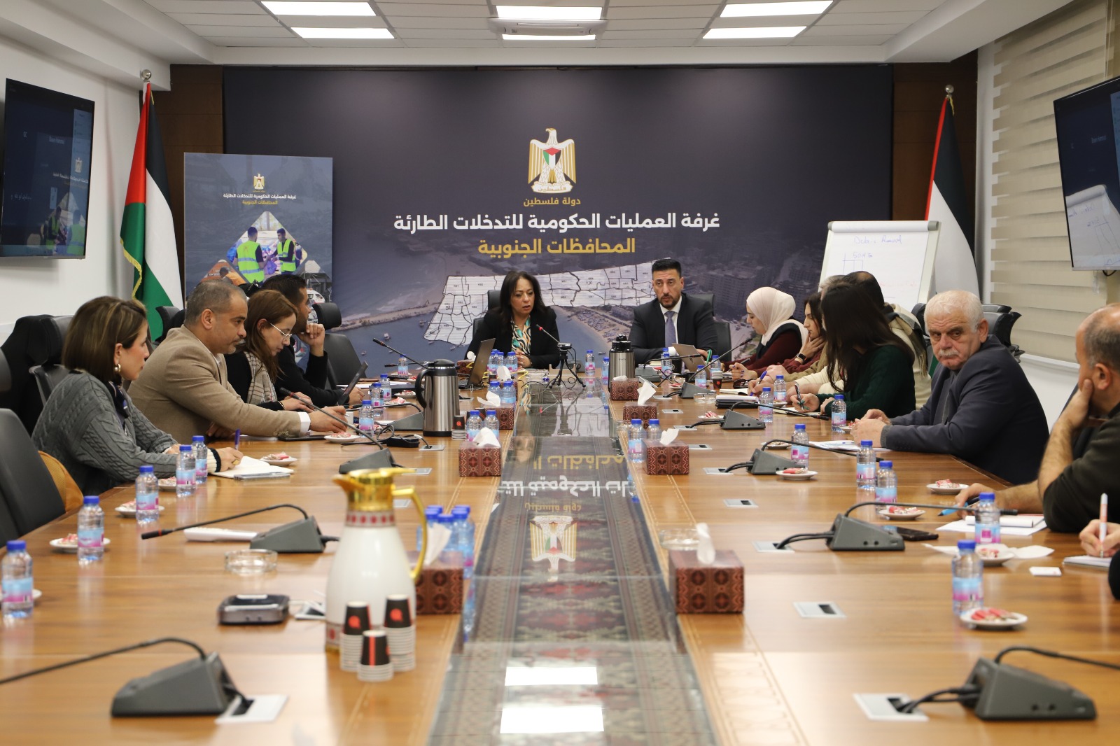 حمد  تحذر من تفاقم الاوضاع الانسانية في القطاع والحلو يخصص 150 الف شيقل دعما للمتقاعدين المتضررين 