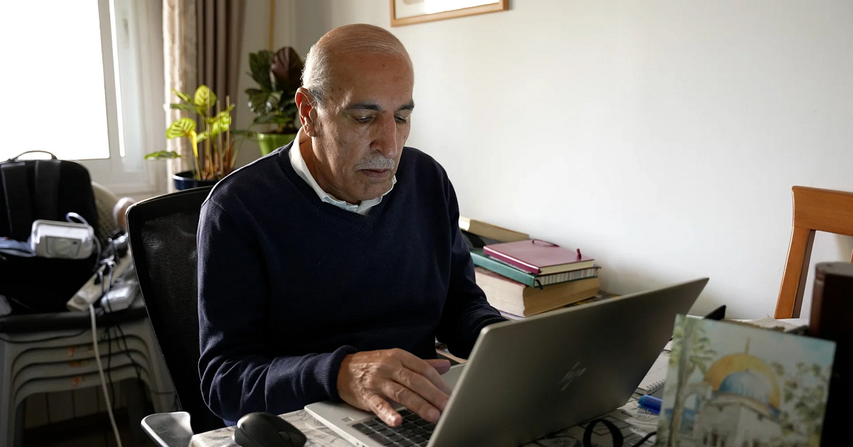 رموز مقدسية:  د. نظمي الجعبة.. حارس الحقيقة على  أسوار القدس  العتيقة 