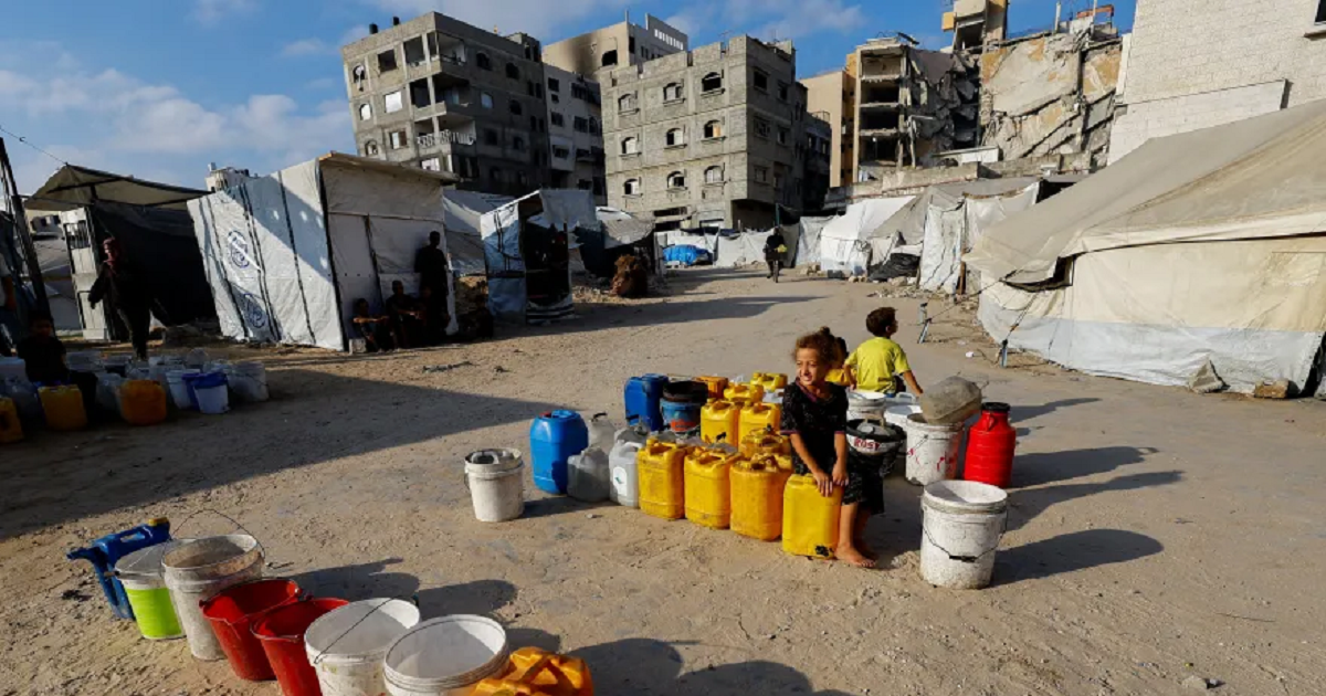 تقرير : العطش يفتك بغزة وسط تلوث المياه الجوفية وانهيار البنية التحتية