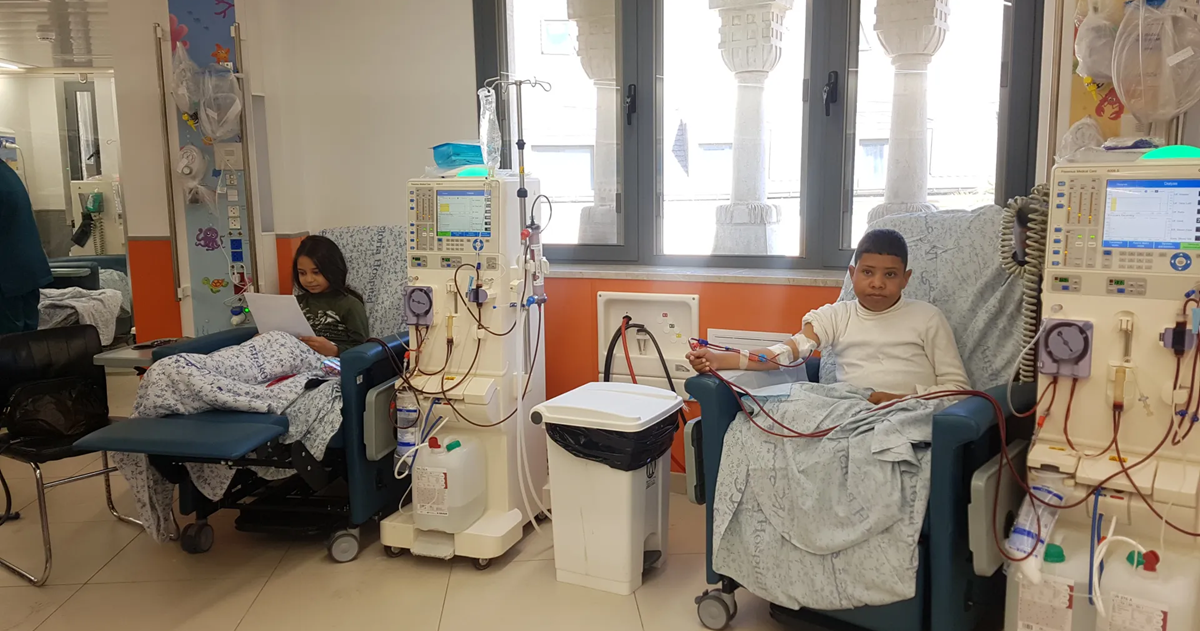  محدث : القطاع الصحي بالضفة على شفا الانهيار .. ومناشدات عاجلة للعالم لإنقاذ حياة آلاف المرضى 