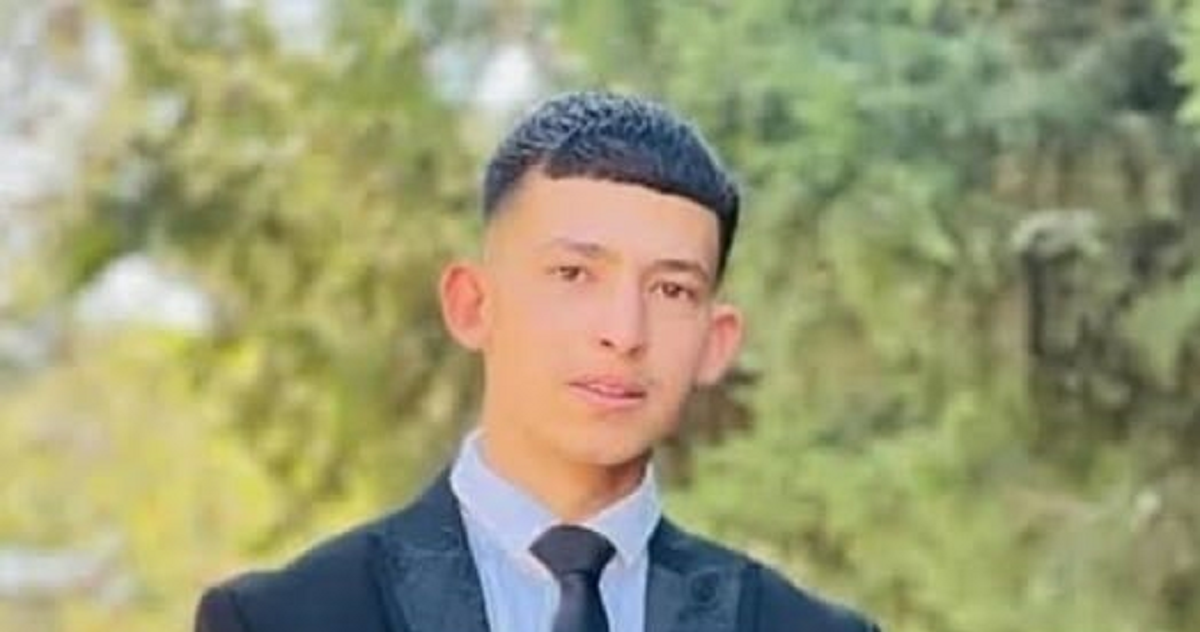 مستوطن يعدم الطفل مهيب جبريل في تقوع خلال تشييع شهيد الأمس 