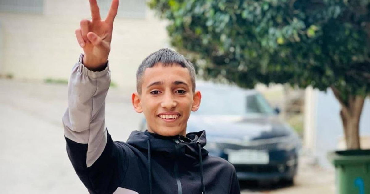 والدة الشهيد عمر زيود ل" واثق نيوز" : جيش الاحتلال أعدمه بدم بارد ومنع الإسعاف من نقله للمشفى 