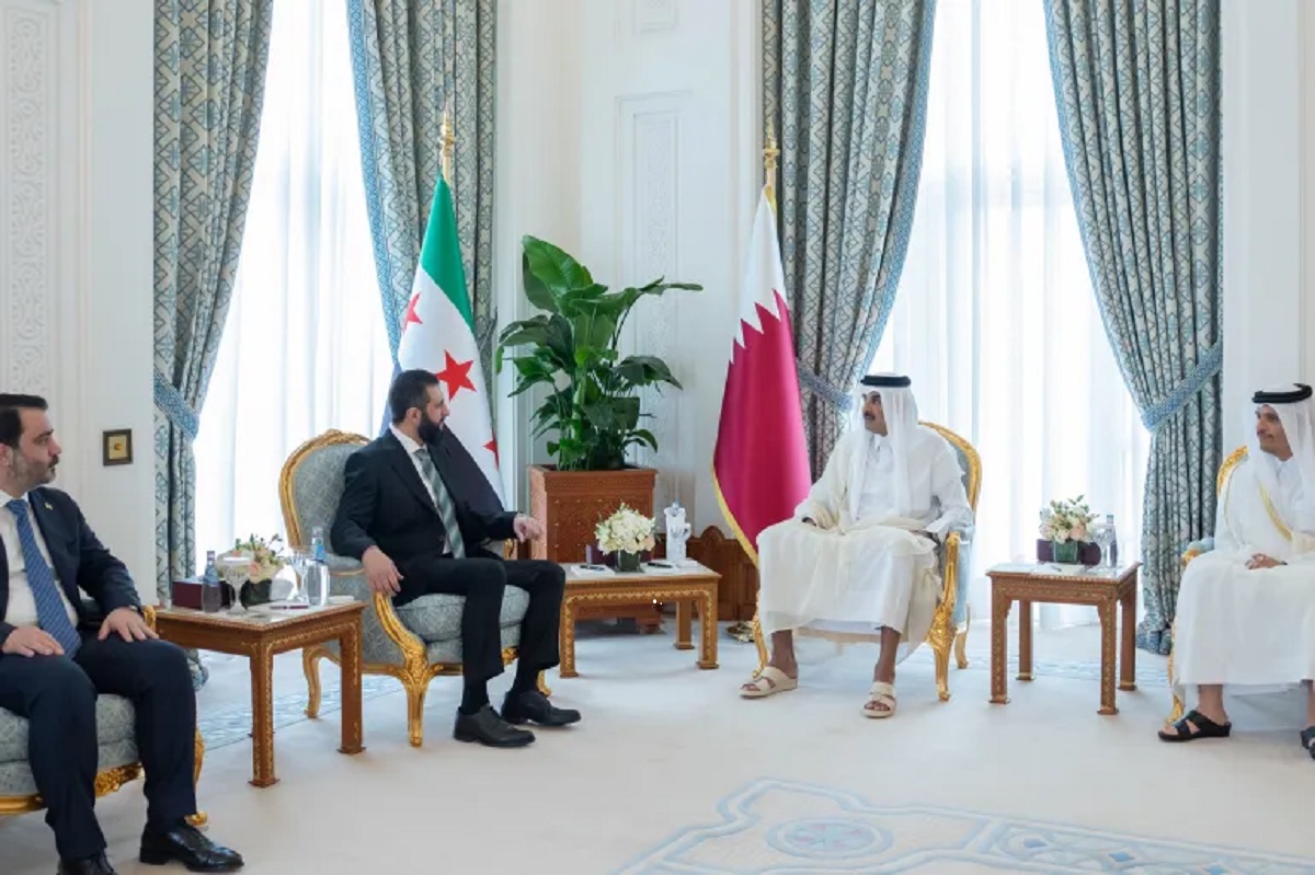 أمير قطر والرئيس السوري يبحثان تعزيز العلاقات والتعاون المشترك في الدوحة