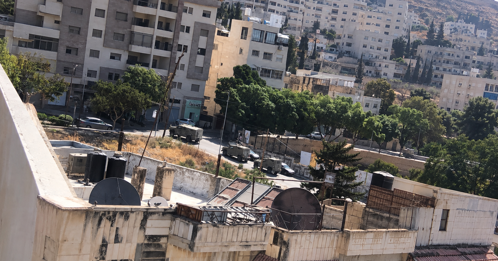 قوات الاحتلال تقتحم نابلس 