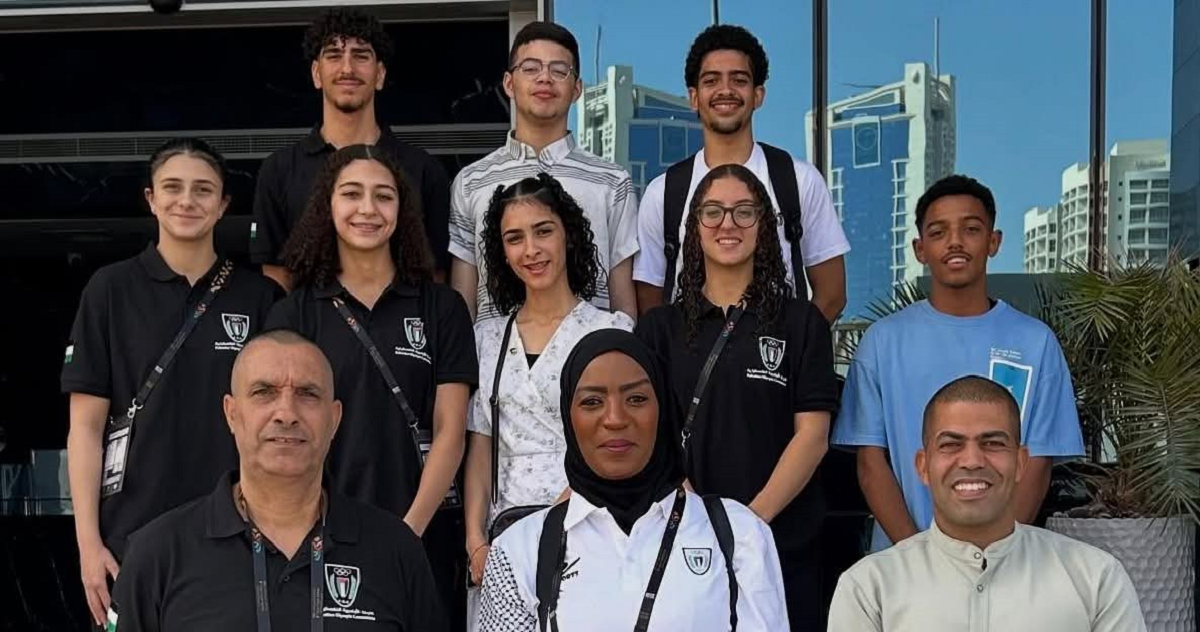 منتخبنا الفلسطيني للسباحة يصل إلى البحرين استعدادًا لبدء المنافسات 