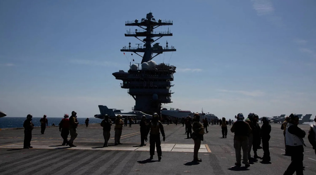 حاملة الطائرات الأميركية «نيمتز» في طريقها للشرق الأوسط