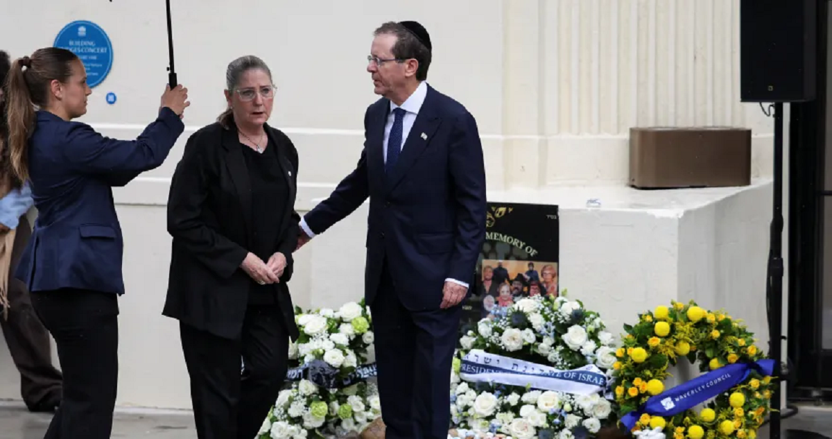 الآلآف يحتجون على زيارة الرئيس الإسرائيلي هرتسوغ لأستراليا