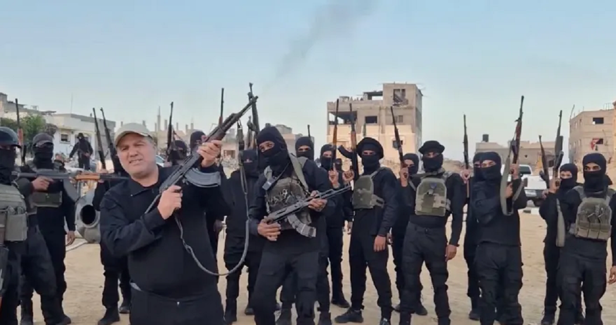 تقرير اخباري : من مناطق تسيطر عليها إسرائيل في غزة .. جماعات مناهضة ل"حماس" تسعى لدور دائم بالقطاع 