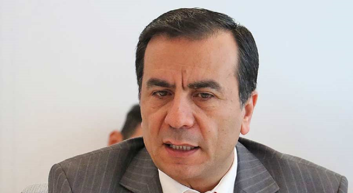 المسدّس تحت عباءة "الداعية الإبراهيمي"