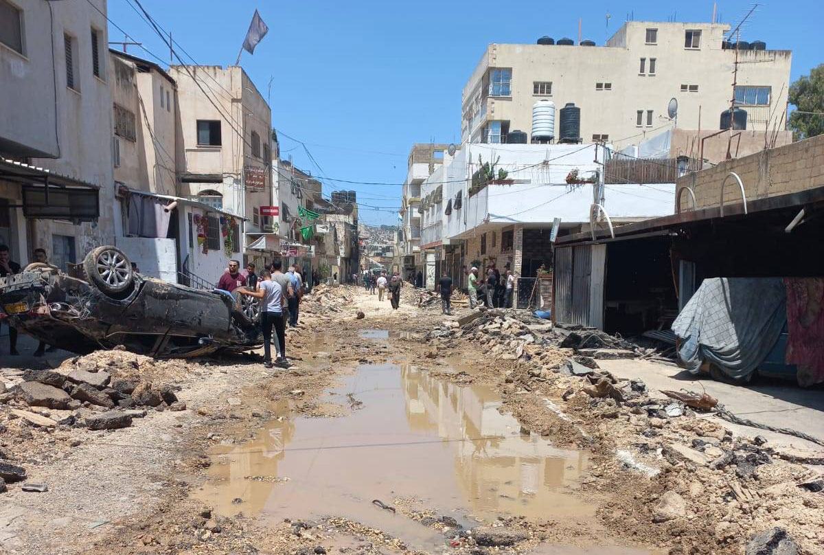 مصدر اسرائيلي : العمليات شمال الضفة هدفها اعادة تشكيل مساحة المخيمات لتسهيل وصول الجيش الى اهدافه 