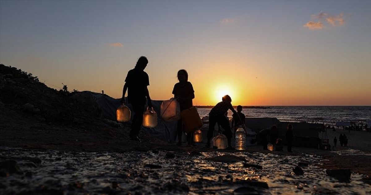 خان يونس : افتتاح مشروع إماراتي لضخ مياه محلاة من مصر إلى جنوب غزة