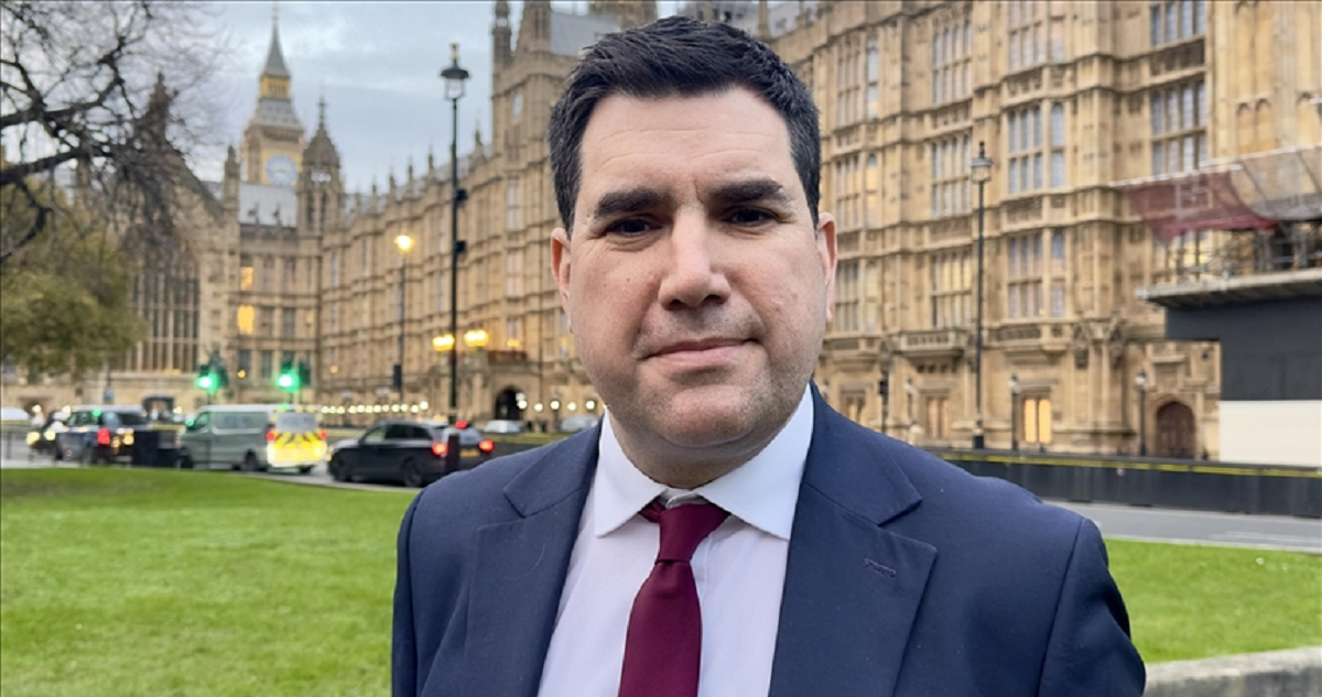 النائب البريطاني ريتشارد بورغون : غالبية البريطانيين يعارضون تصدير الأسلحة لإسرائيل 