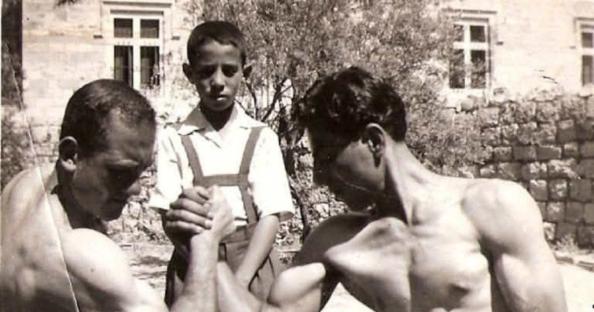 من هو مؤسس رياضة " مكاسرة الذراعين" في فلسطين ؟