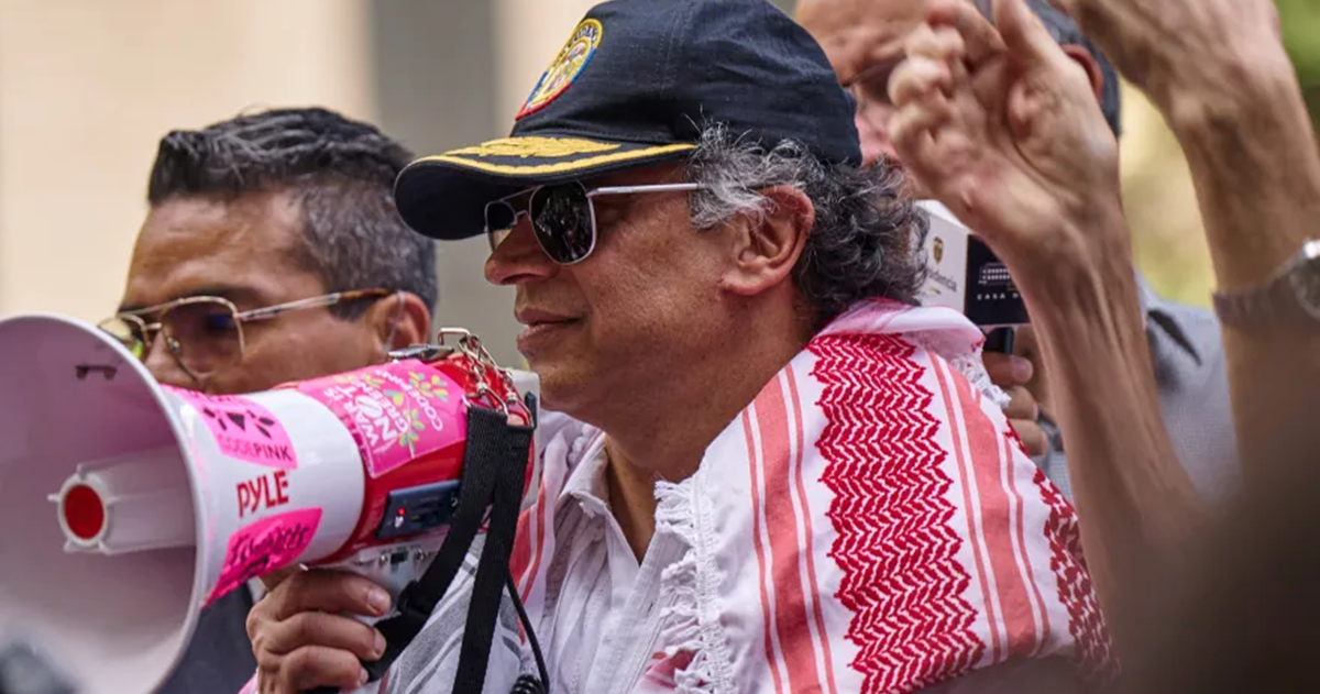 الرئيس الكولومبي: ترامب شريك في جريمة الإبادة الجماعية بغزة