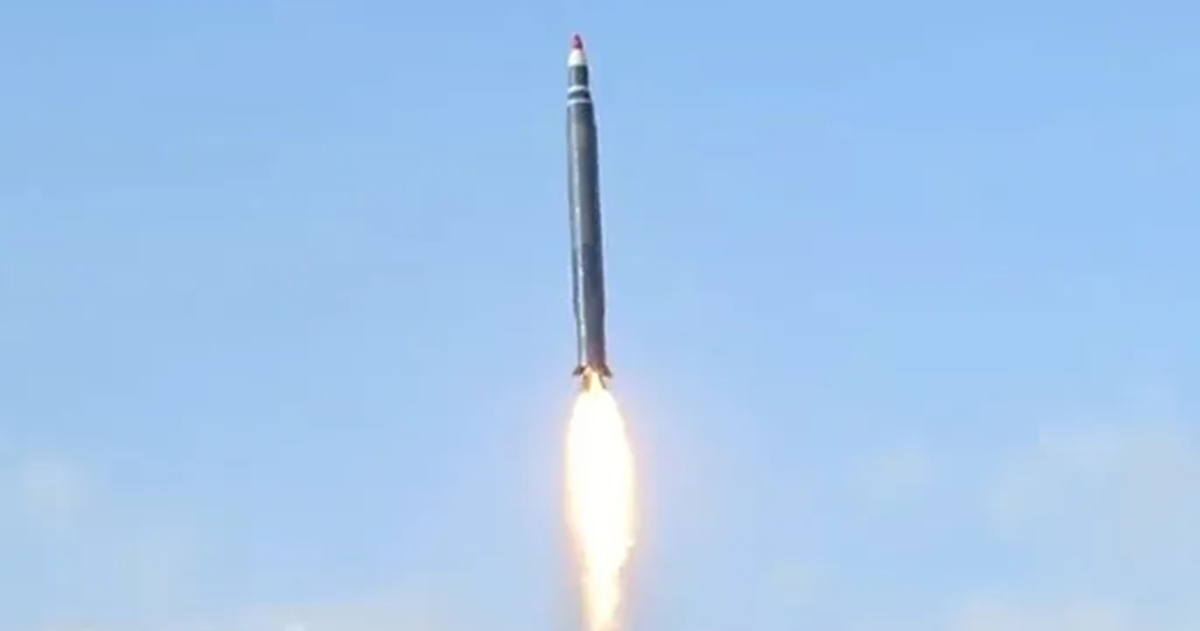 القناة 13 : إسرائيل تدرس الرد على الحوثيين بعد هجومهم الصاروخي الأخير