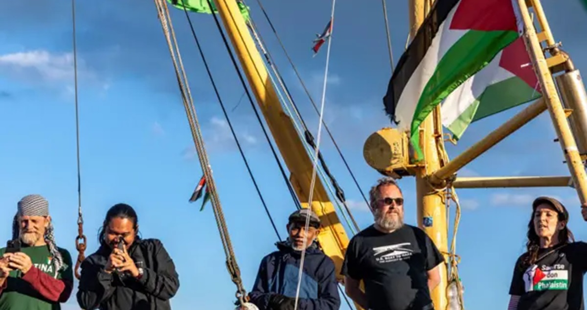 سفينة "مادلين" تبحر نحو غزة وسط تهديدات إسرائيلية ومخاوف من تدخل أوروبي