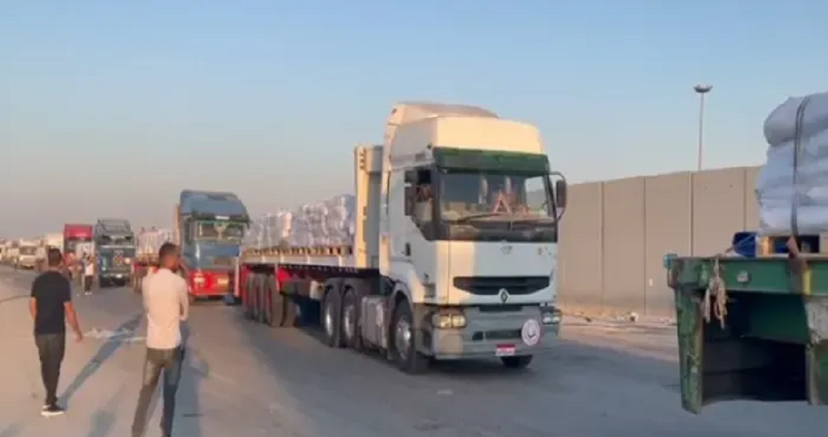 الهلال الأحمر المصري: إدخال 153 شاحنة مساعدات إلى غزة