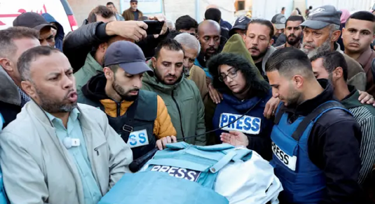 مركز "شمس" لحقوق الانسان : الصحافة الفلسطينية تقبع تحت النار