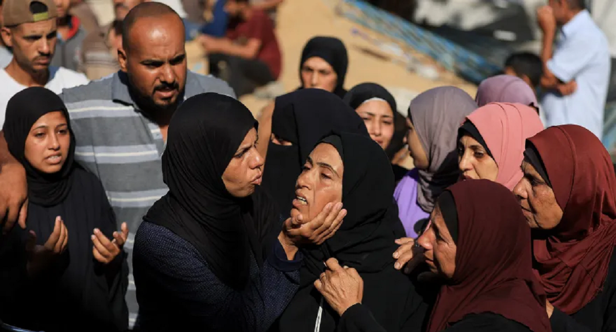 45 شهيدا بنيران الاحتلال في القطاع منذ فجر اليوم بينهم 18 من منتظري المساعدات