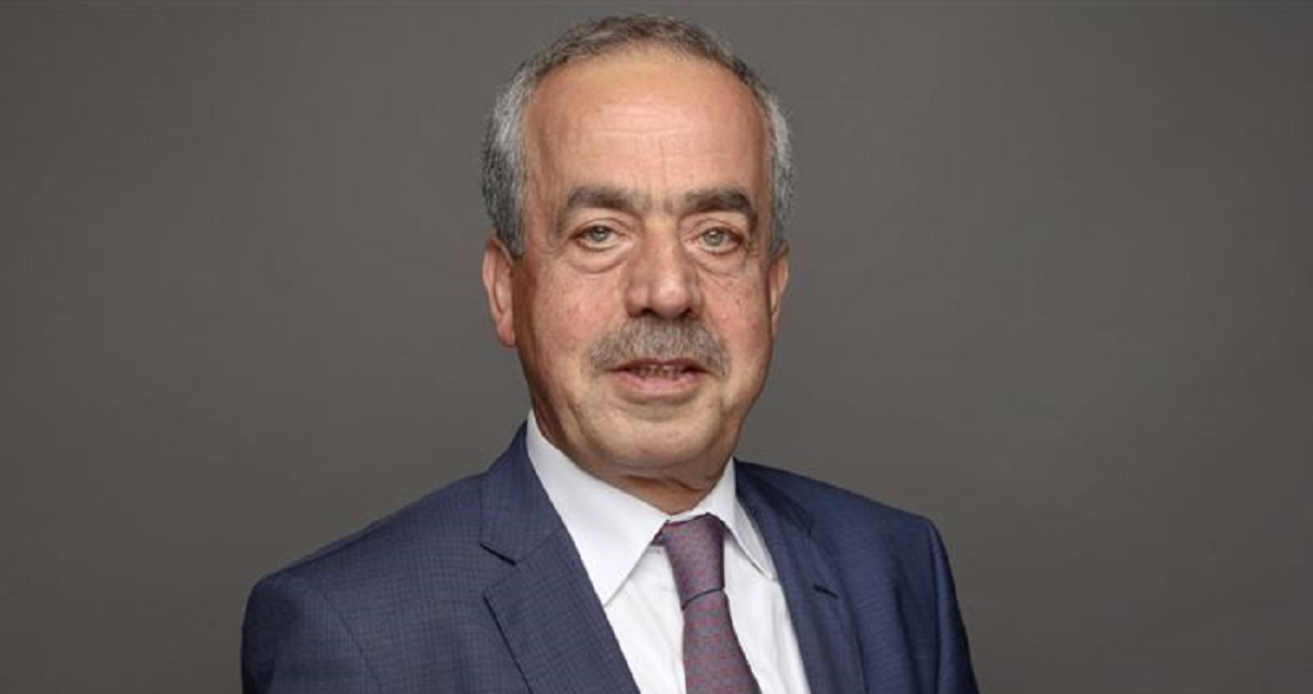 نتنياهو في ضيافةِ موزِّع الضَّمانات