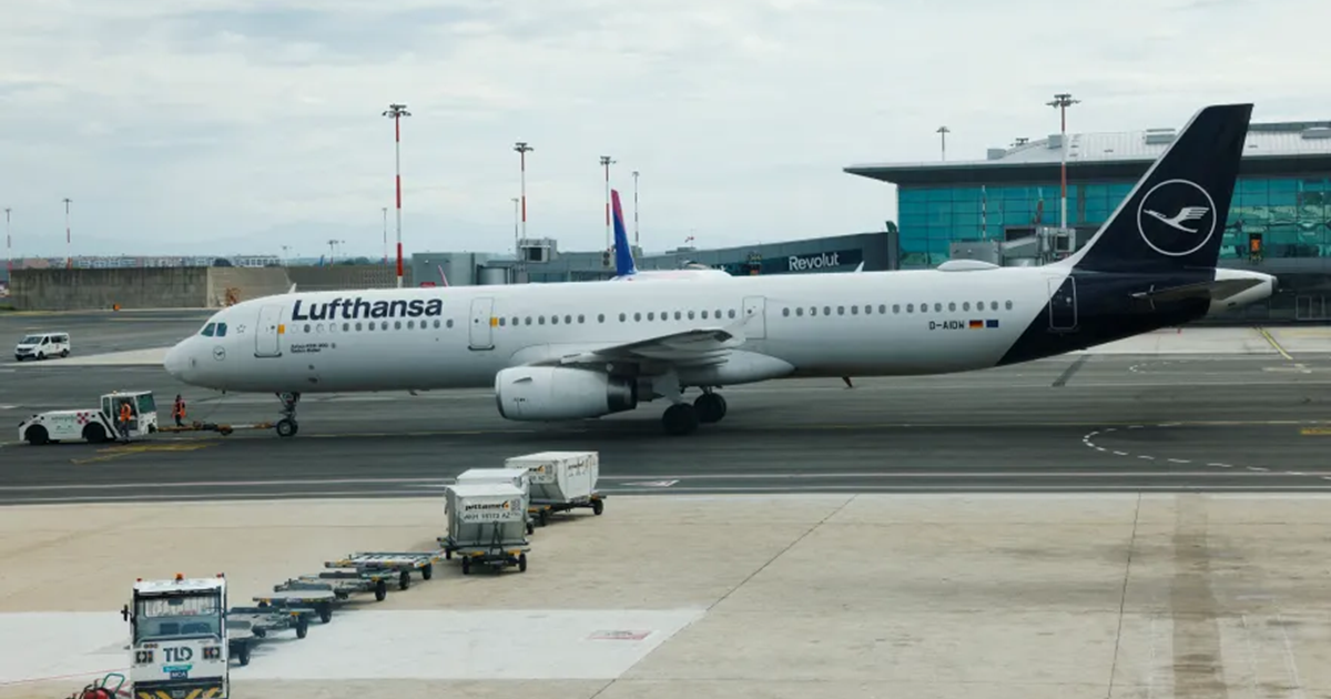 شركات طيران تغير مسار رحلاتها وتلغي أخرى في منطقة الشرق الأوسط مع تصاعد احتمالات الحرب على ايران