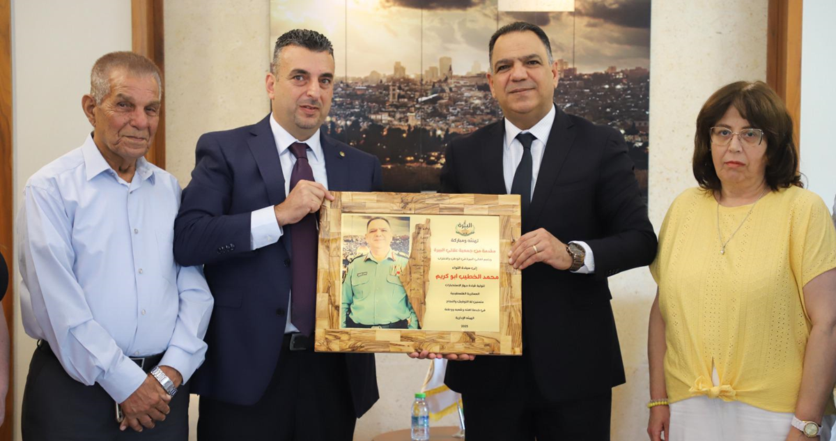 جمعية "علالي البيرة" تكرّم قائد الاستخبارات العسكرية وتبحث معه سبل التعاون المشترك