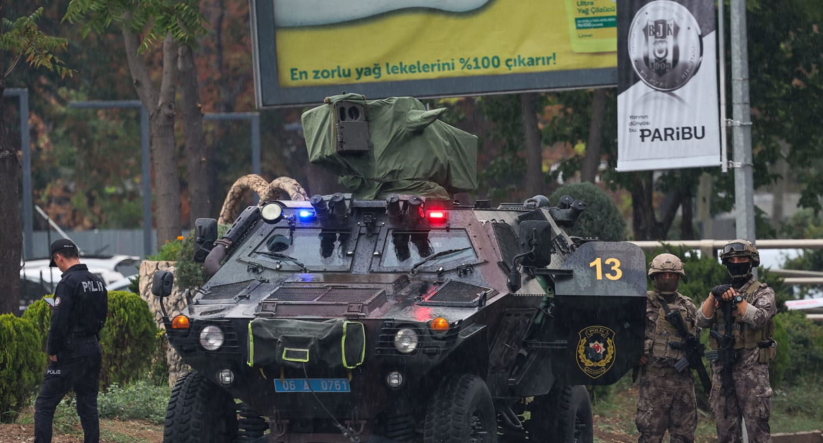 مقتل 3 من رجال الشرطة التركية و6 من تنظيم الدولة الإسلامية في اشتباك بين الطرفين 