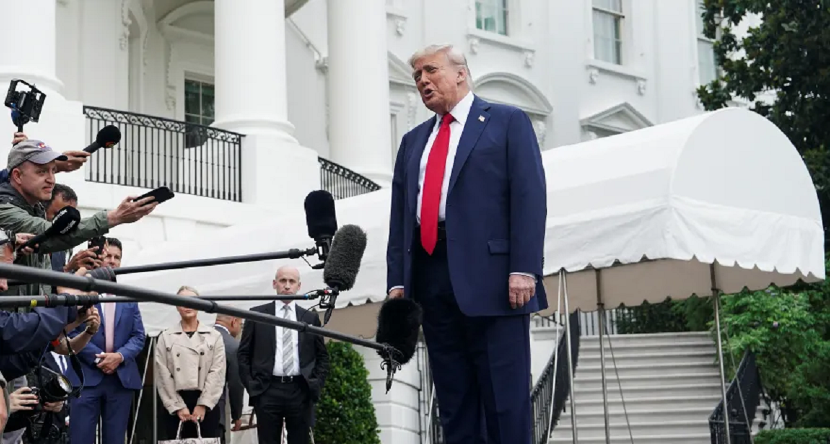 ترامب يلوّح  باستخدام الجيش للحصول على جزيرة غرينلاند