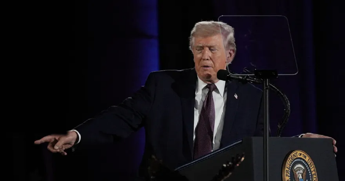 ترامب يهدد : على إيران التحرك بسرعة لإنقاذ المحادثات قبل فوات الآوان