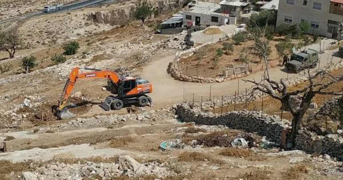 غفري ل"واثق نيوز": شق طرق استيطانية واسعة في طمون وعاطوف ..وعملية تهجير واسعة في الأغوار الشمالية 