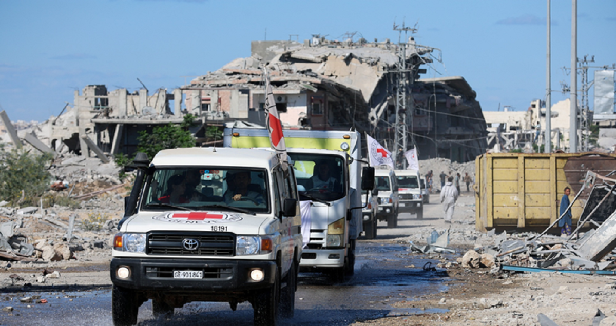 إنتشال 16 شهيدا من تحت الانقاض  .. و"حماس" تتسلم جثامين شهدائها في ظل انتهاكات الإحتلال 