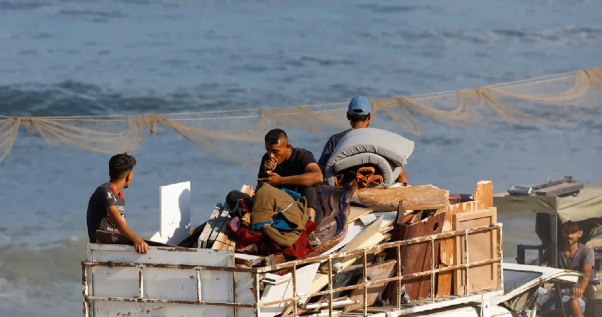 مسؤول فلسطيني : قبول خطة ترامب مصيبة ورفضها مصيبة أخرى ولا يوجد خيارات جيدة 