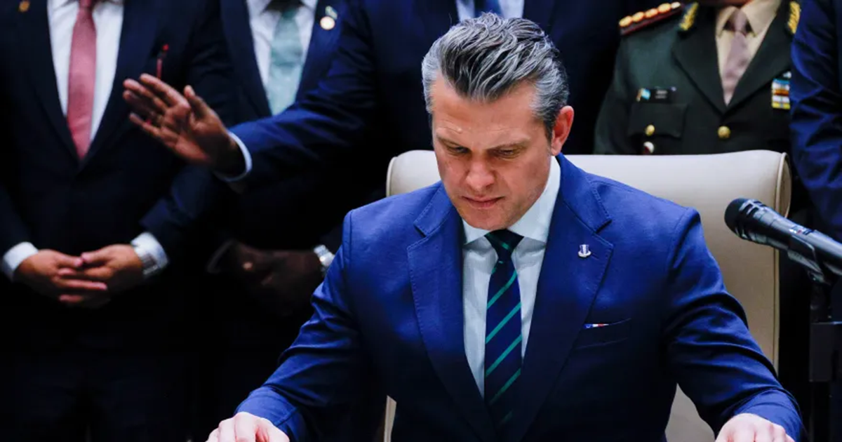 وزير الدفاع الأمريكي: لن نوسع أهدافنا العسكرية في إيران