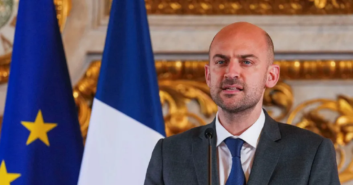 وزير الخارجية الفرنسي  يهاجم ألبانيز لتنديدها بالنظام الدولي الذي سمح بالإبادة في غزة