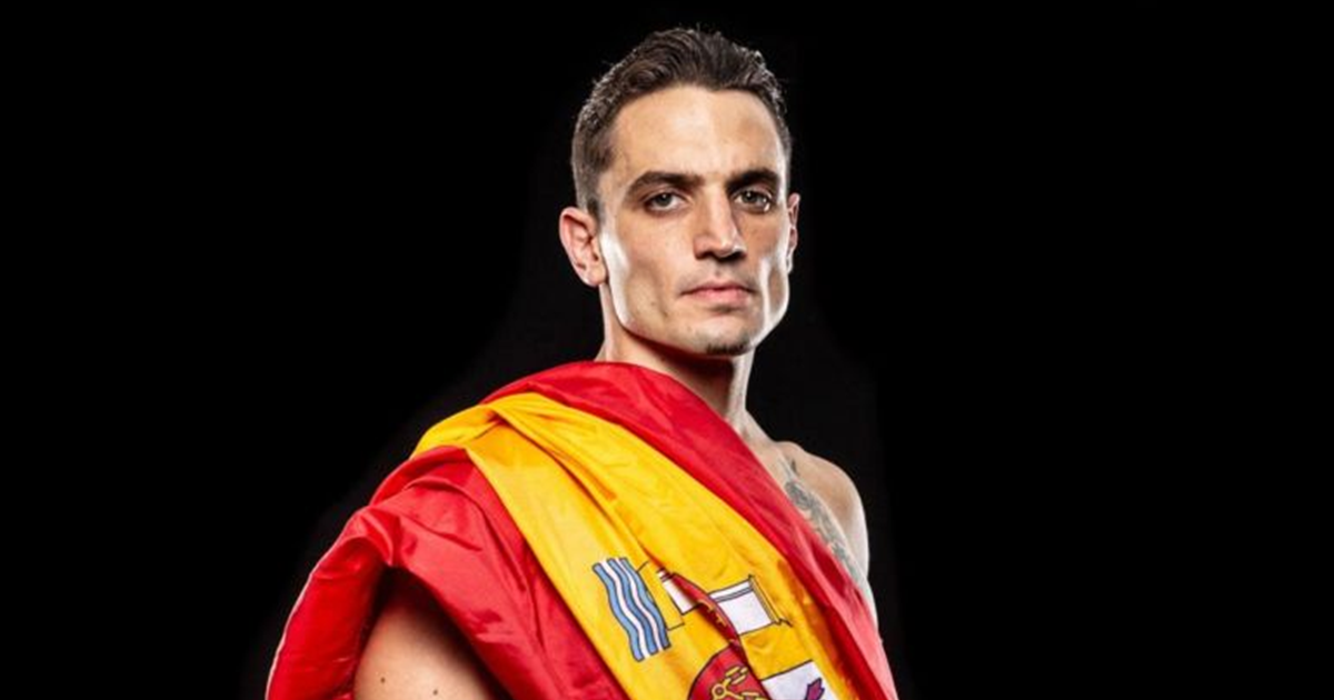 مارتينيز.. من ملاعب كرة القدم إلى حلبات فنون القتال المختلط