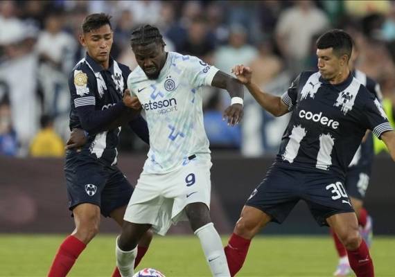 الهلال السعودي يفوز على باتشوكا ويبلغ ثمن نهائي مونديال الأندية