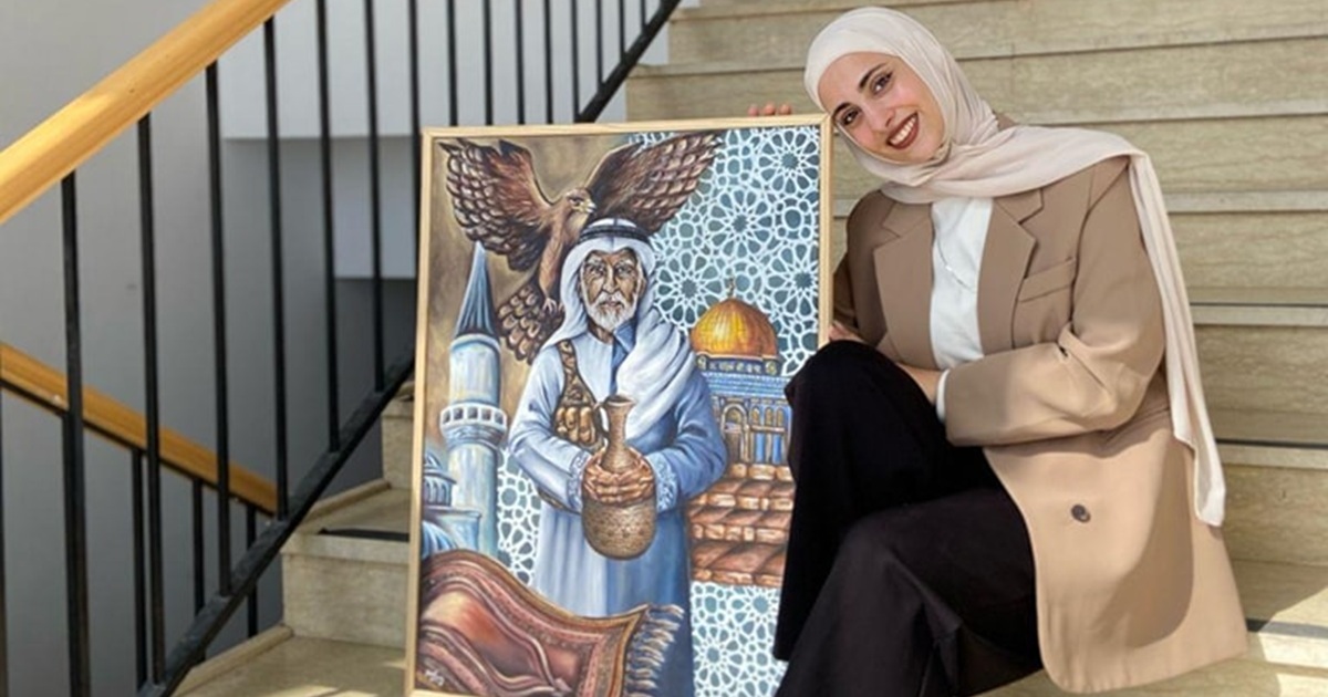 فوز طالبة جامعية من بلدة الخضر بمسابقة فنية دولية بالامارات 