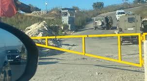 الاحتلال ينصب بوابة حديدية عند مدخل حوسان الشرقي