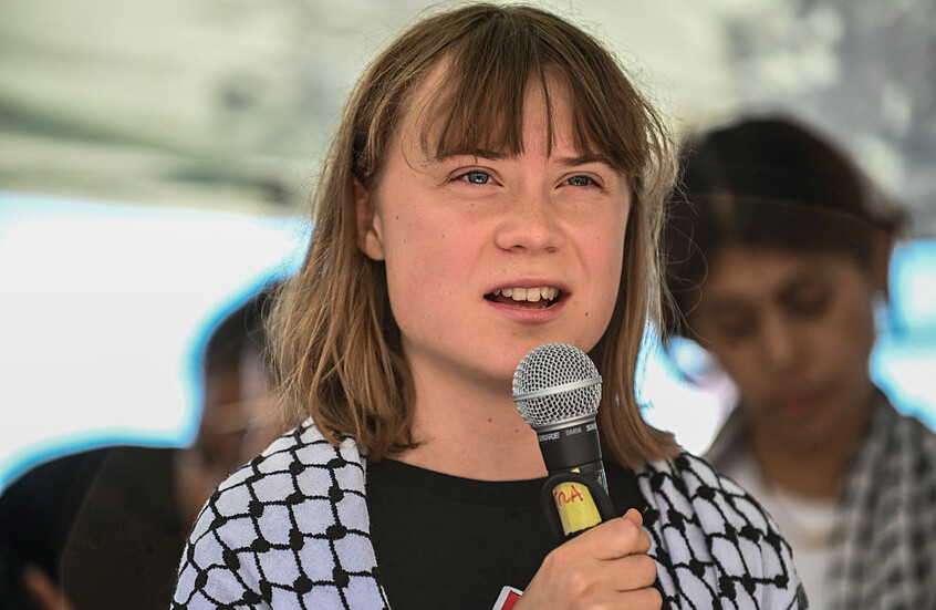 الناشطة غريتا ثونبرغ تطالب بالإفراج عن زملائها  وفك الحصار عن غزة 