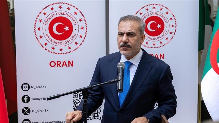 فيدان  يفتتح رسميا القنصلية العامة التركية في "وهران" الجزائرية