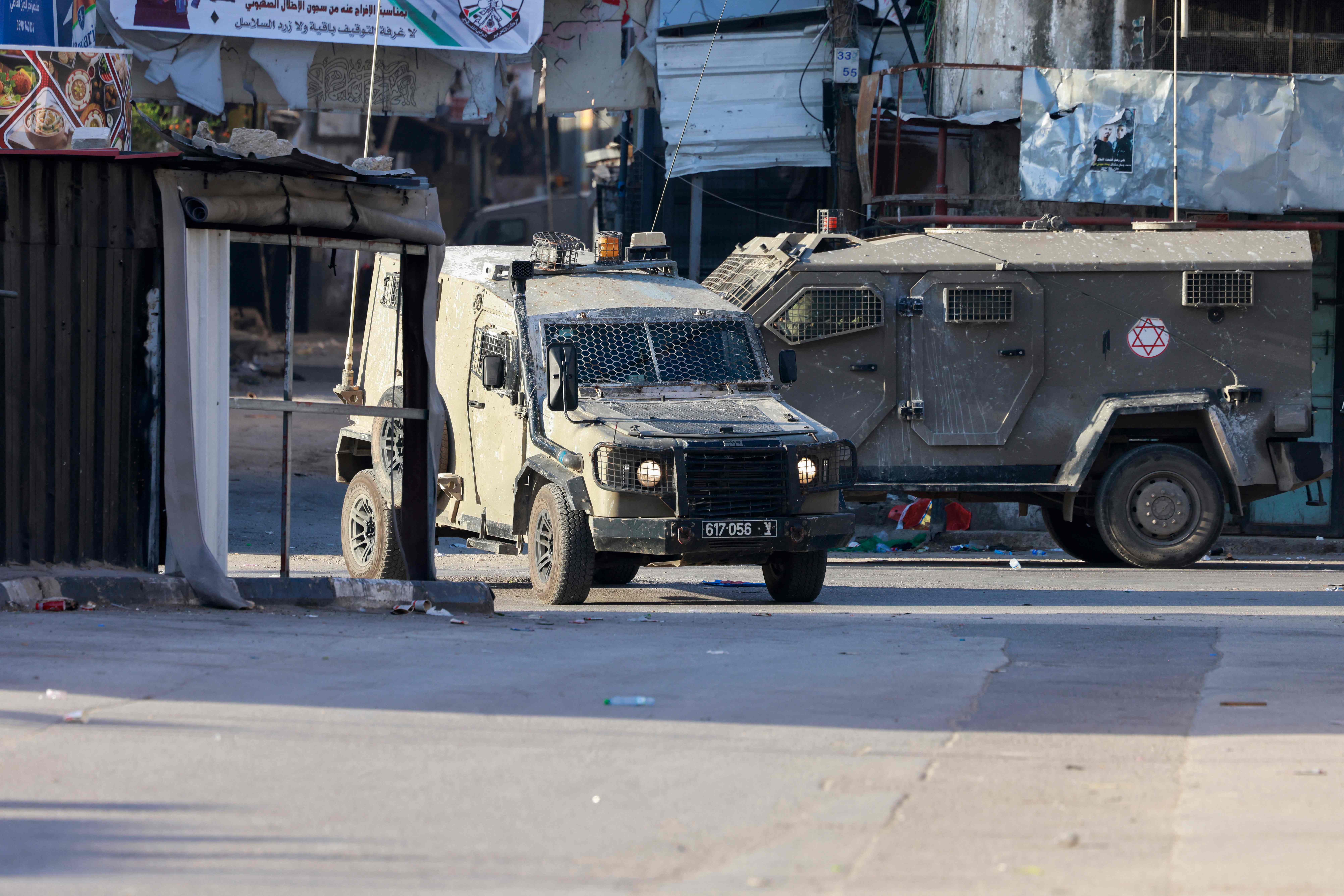 الاحتلال يطلق النار على طفل بالعيزرية ويصيبه بجروح خطيرة