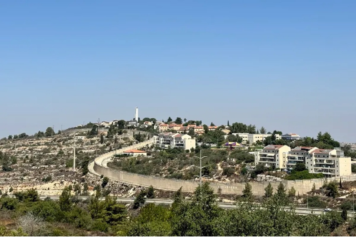 قرية الطيرة بالضفة.. استيطان لا يسمع به أحد