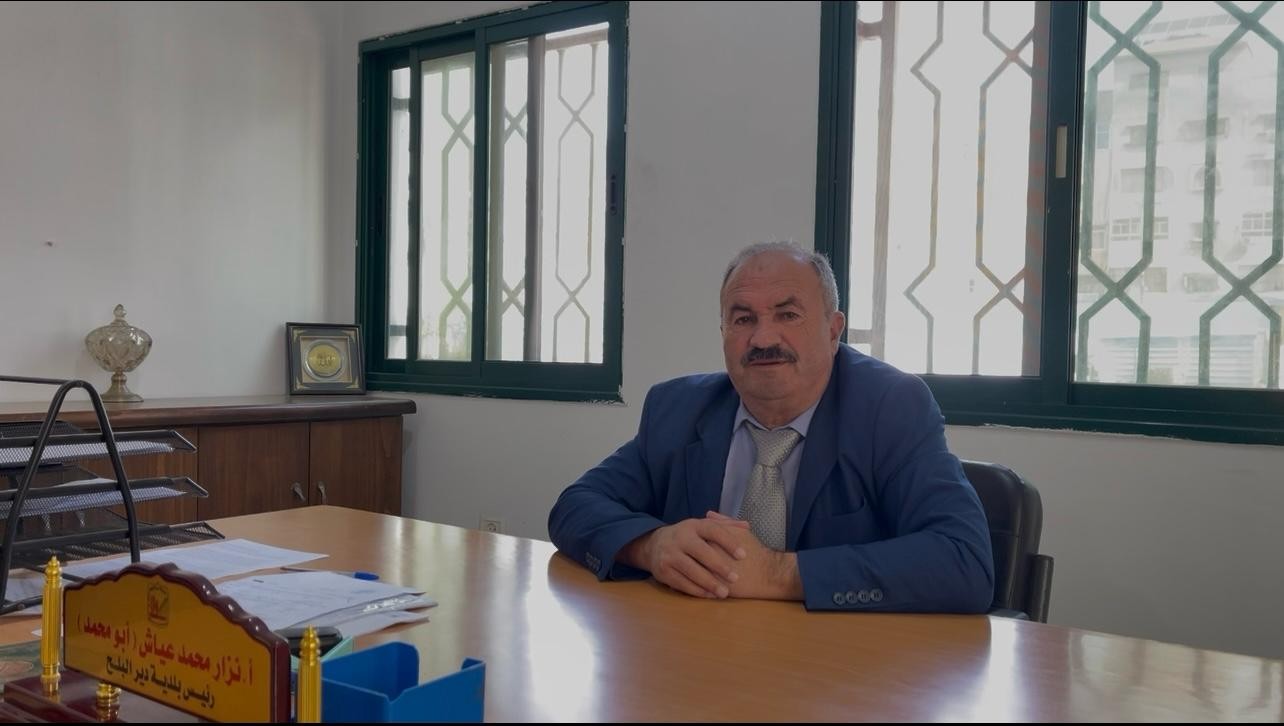 رئيس بلدية دير البلح نزار عياش: لا توجد مساحة واحدة لاستيعاب أي خيمة نزوح جديدة